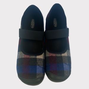 Keen Womens Flannel Mary Jane Slippers
